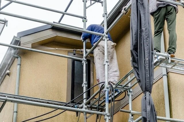 外壁塗装中にテレビが映らないときの原因と対処法