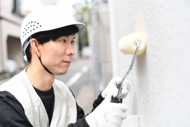 外壁塗装後に水ぶくれが発生する原因は？
