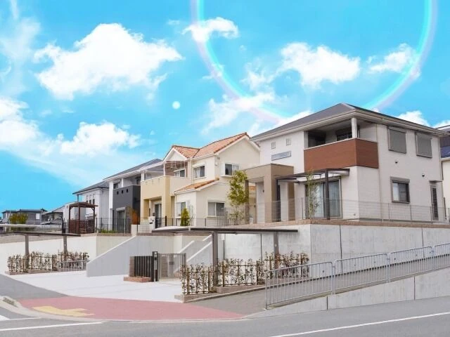 【外壁塗装】中塗りによる効果について